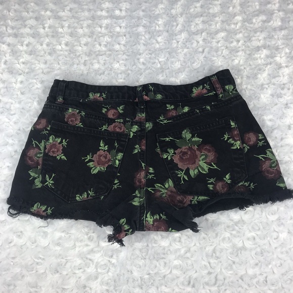 Vanilla Star Junior’s Jean Shorts - Picture 2 of 6